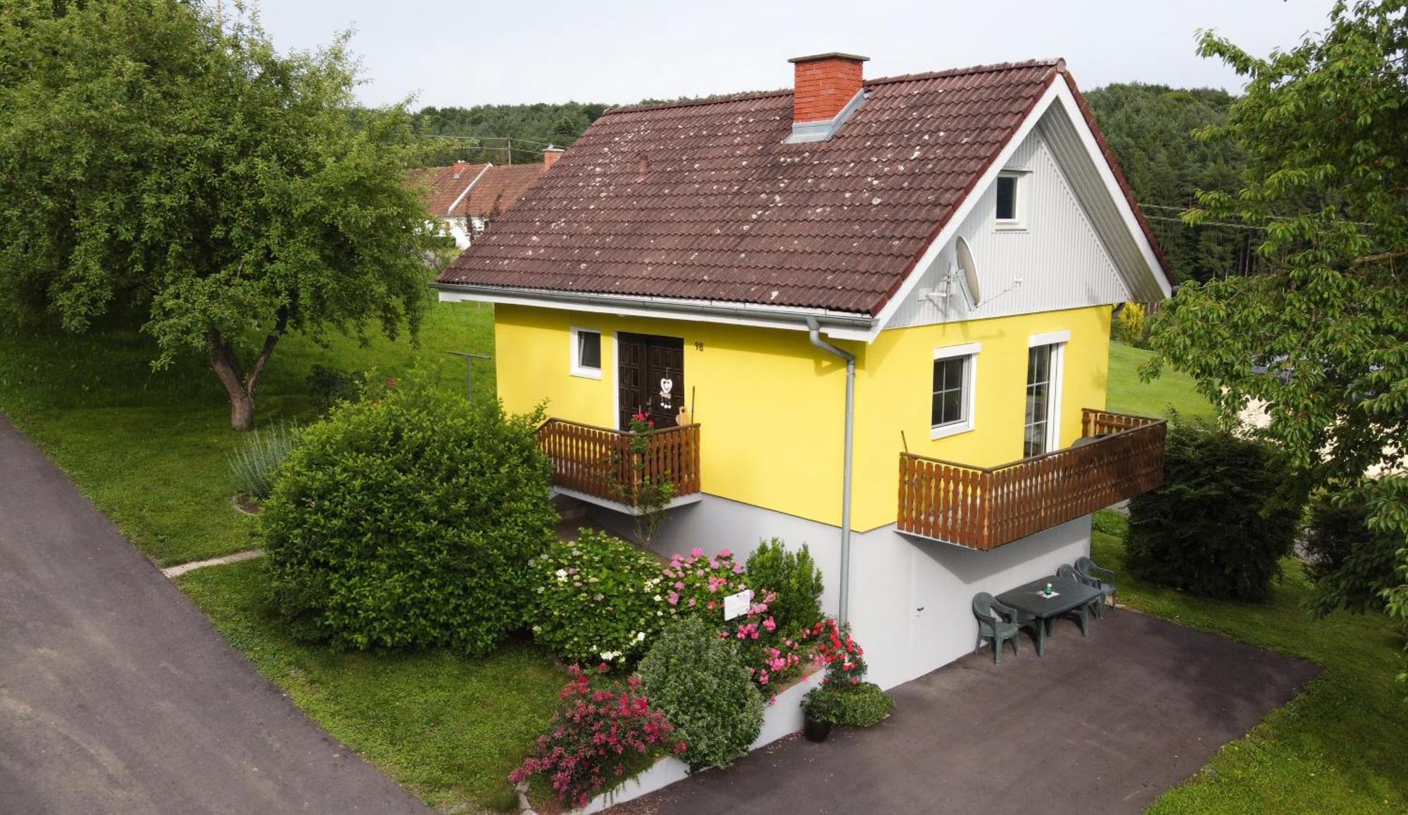 Ernas Ferienhaus Aschbach bei Furstenfeld المظهر الخارجي الصورة